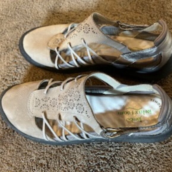 Jambu Shoes - Jambu Size 10 medium sandal Gray/Gunmetal lightly worn
